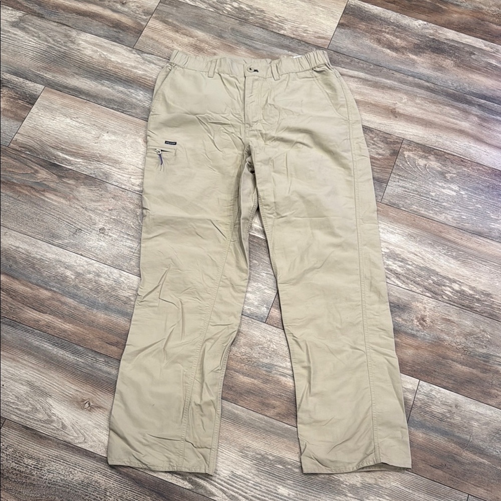 Patagonia Men's Tan Cargo Pants
